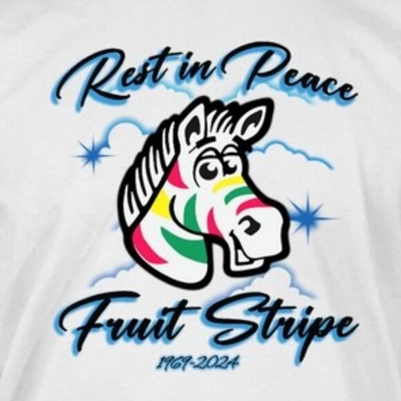 Rest In Peace Fruit Stripe 1969-2024 Funny Retro Nostalgia Graphic Fan T-Shirt - Picture 2 of 5